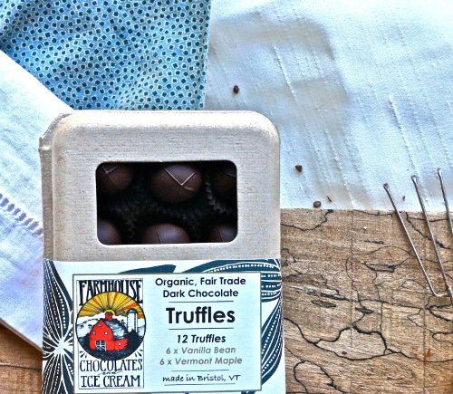Chocolate Box Set with Eco Friendly Packaging Chocolate Box Set with Eco Friendly Packaging